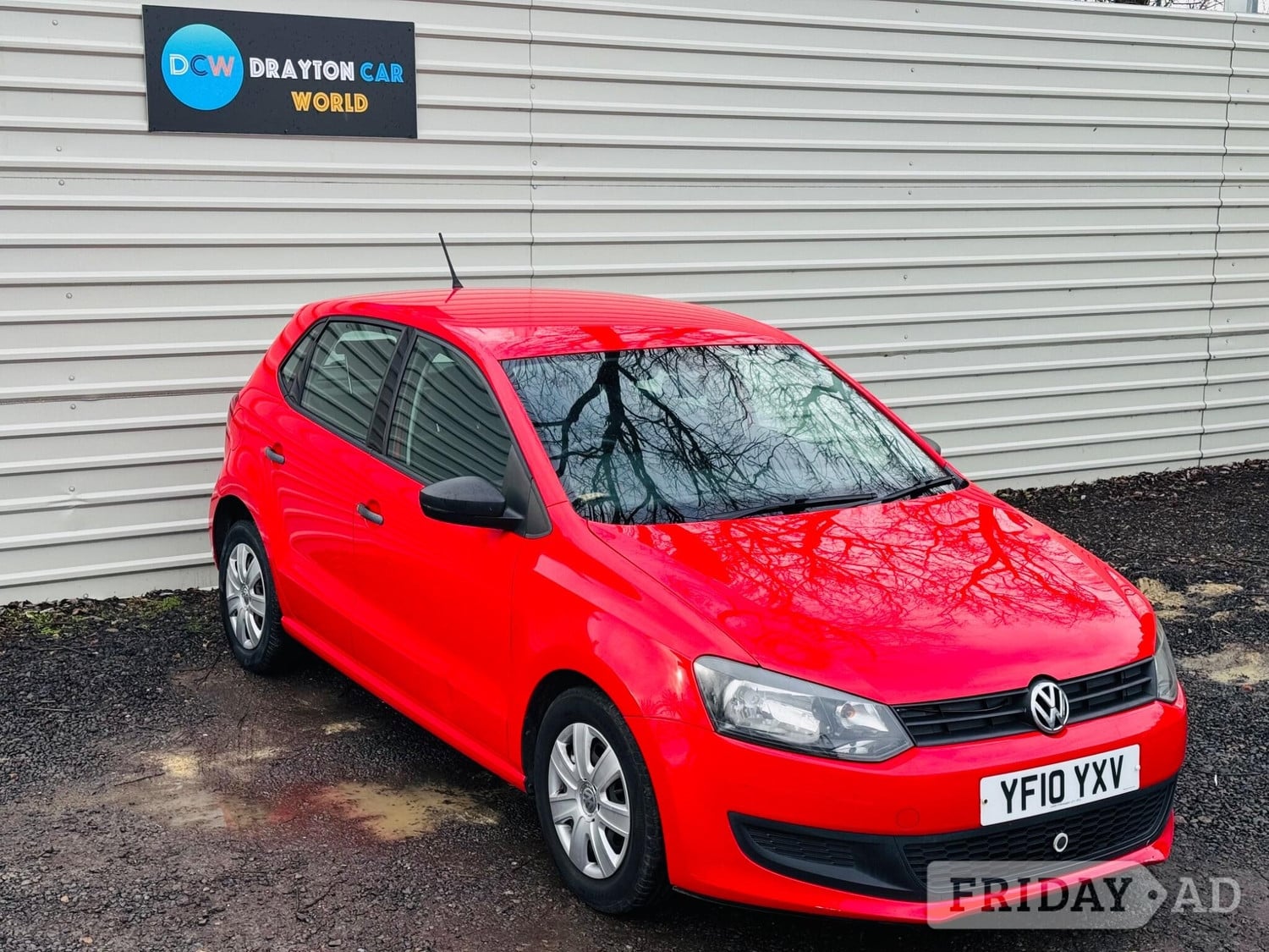 Volkswagen Polo 2010 - Cars