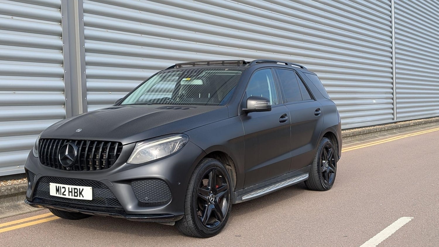 Mercedes-Benz GLE 2017 - Cars