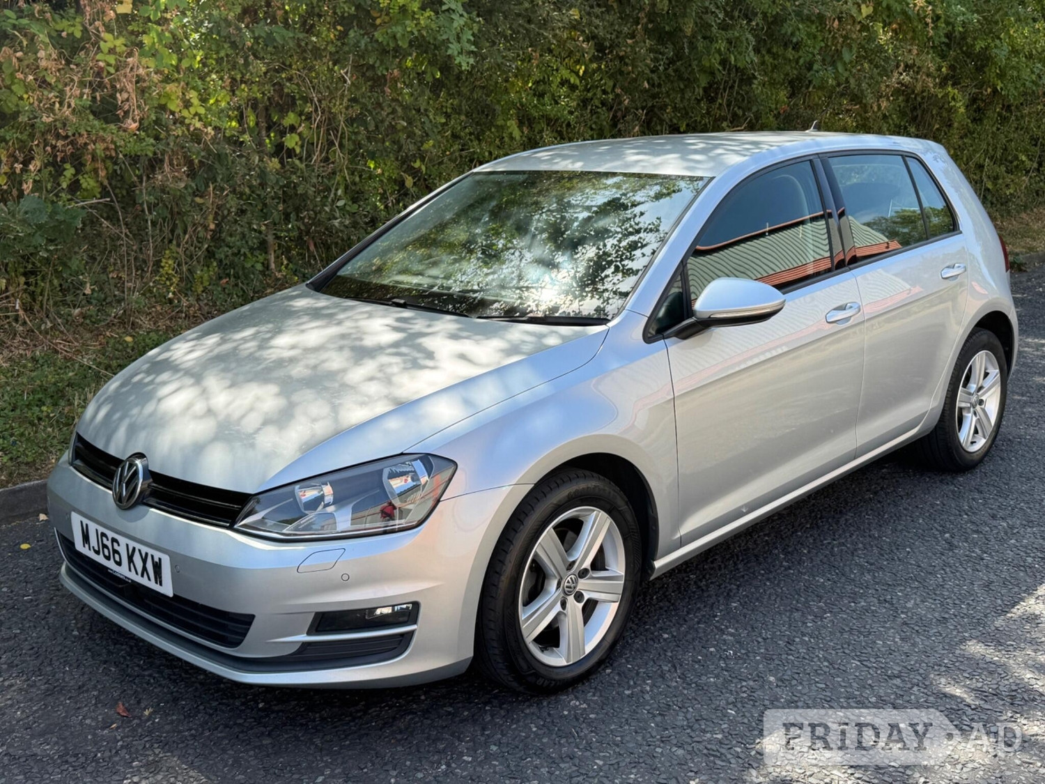 [ berth ]Volkswagen Golf