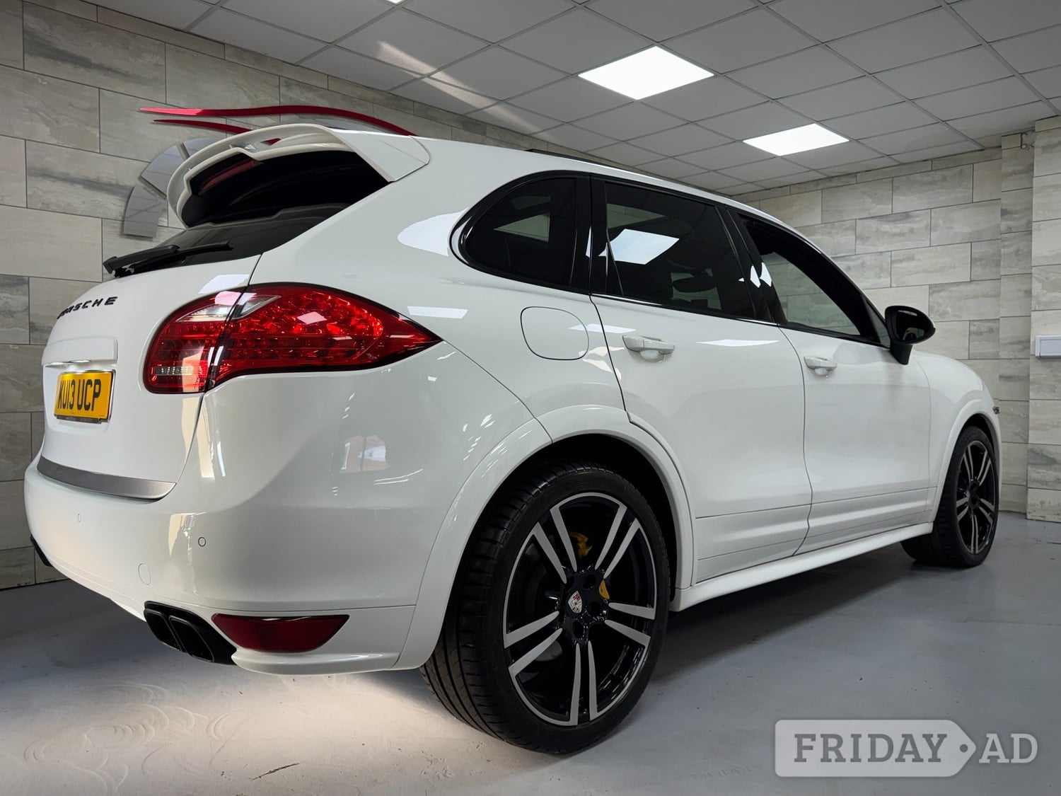 Porsche Cayenne 2013 - Cars in Loughborough