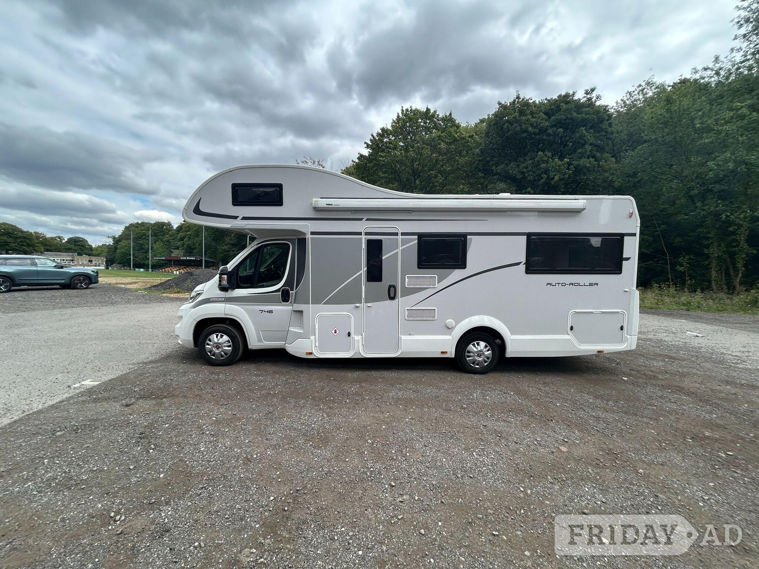Roller Team Auto-Roller 746 2022 for sale - Motorhomes & Caravans in Love Clough