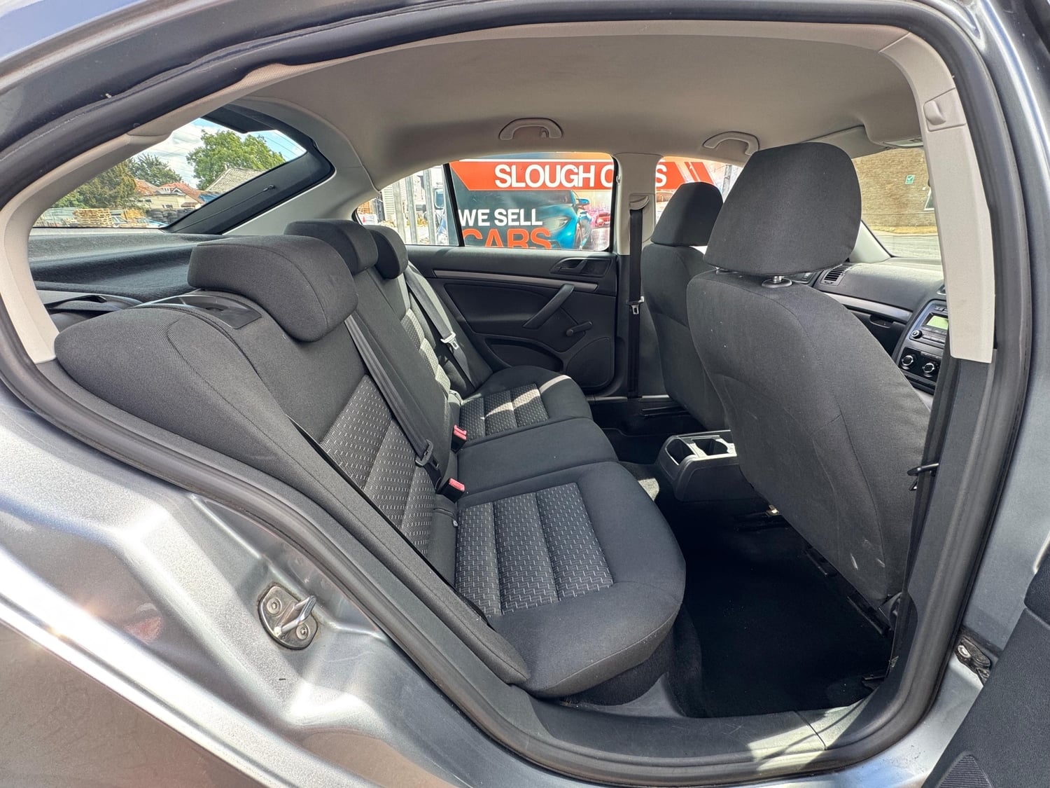 Skoda Octavia 2012 - Cars