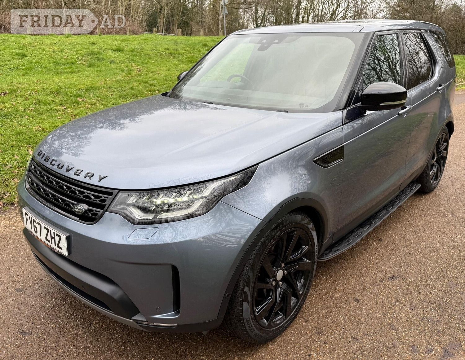 [ berth ]Land Rover Discovery