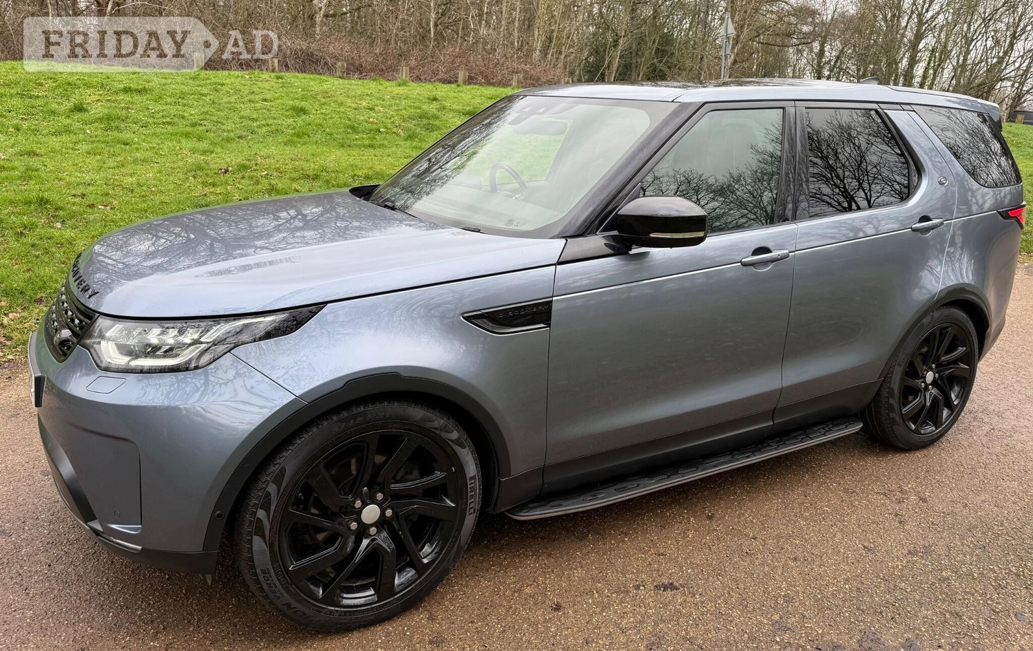 Land Rover Discovery 2017 - Cars in Waltham Abbey