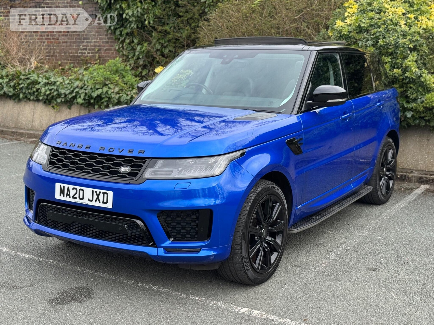 [ berth ]Land Rover Range Rover Sport
