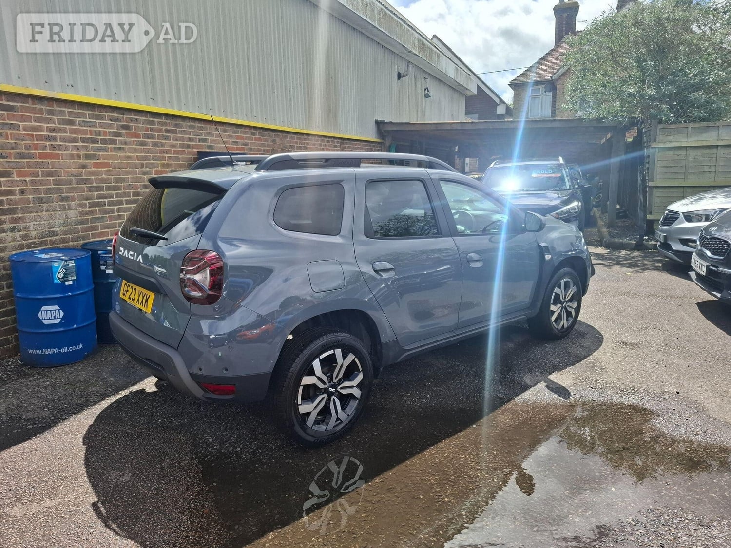 [ berth ]Dacia Duster