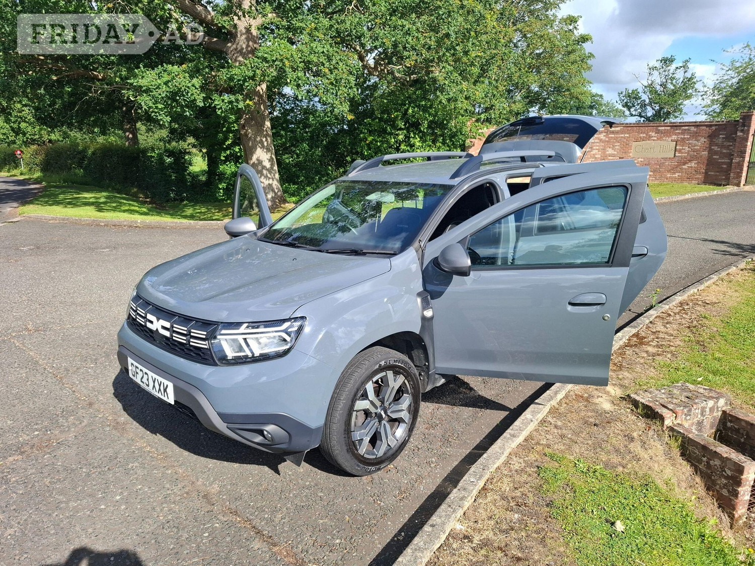 [ berth ]Dacia Duster
