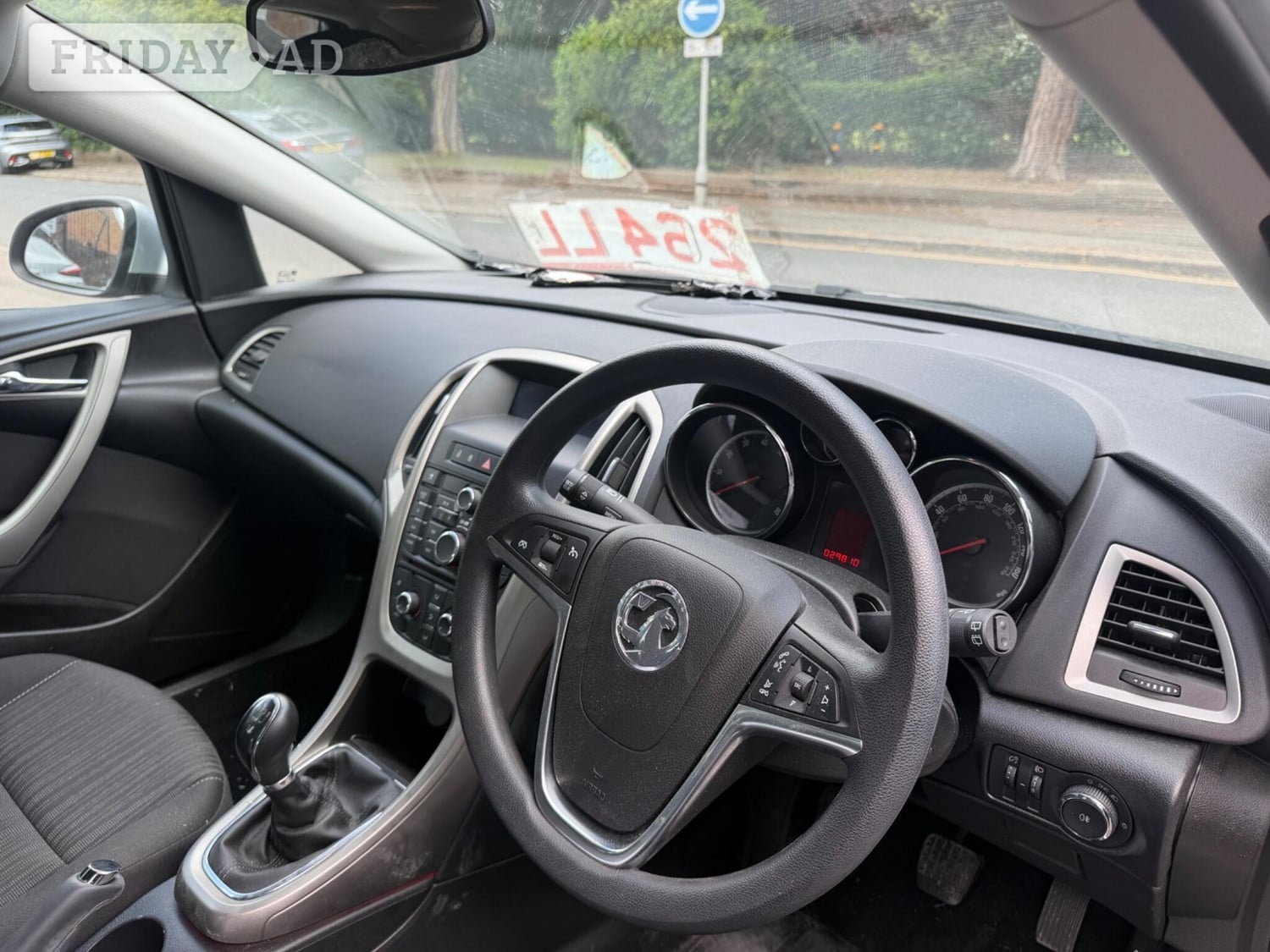 Vauxhall Astra 2010 - Cars in Sutton