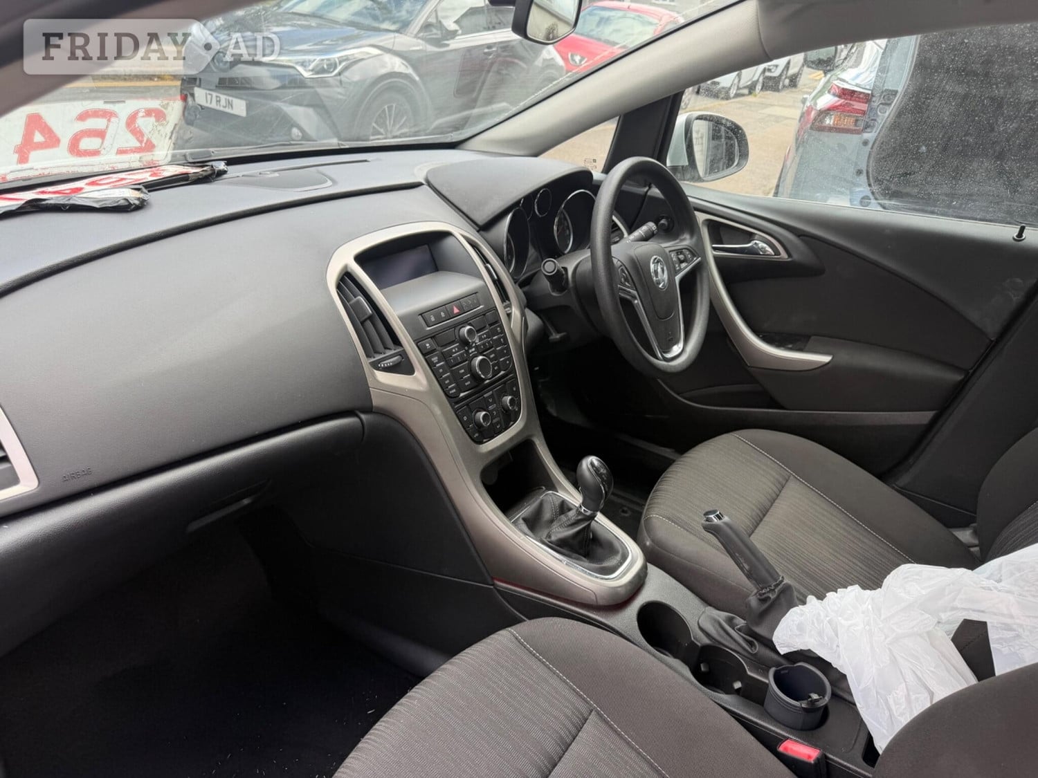 Vauxhall Astra 2010 - Cars