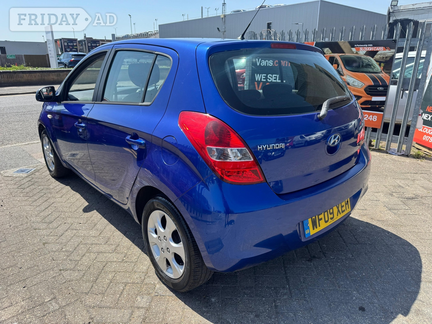 [ berth ]Hyundai i20