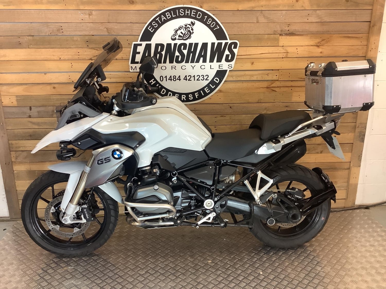 BMW R Series Huddersfield