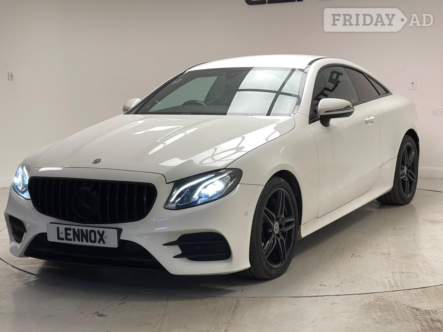 [ berth ]Mercedes-Benz E Class