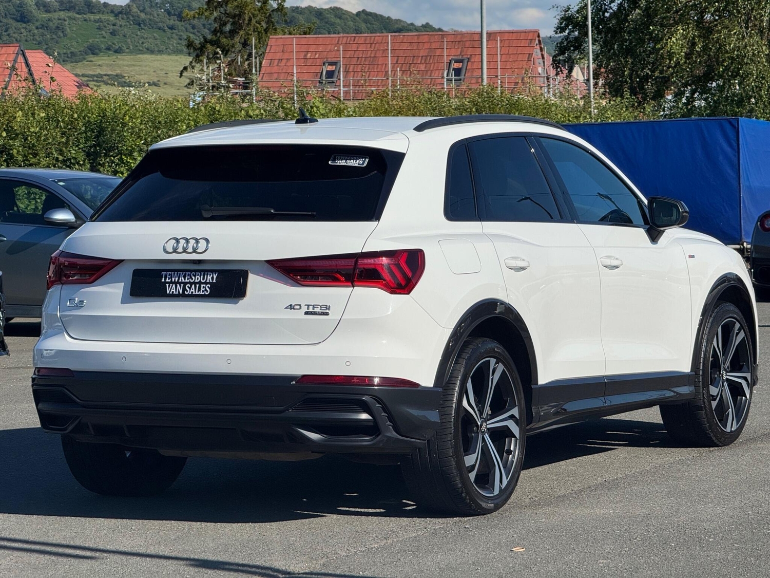 [ berth ]Audi Q3