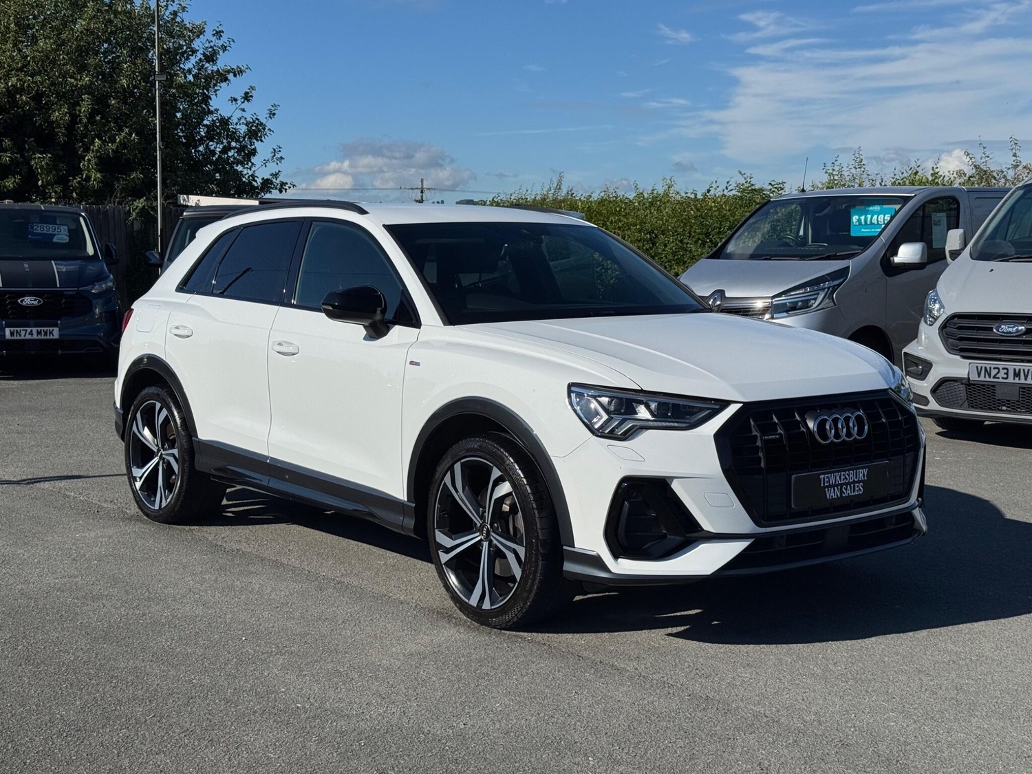 Audi Q3 2019 - Cars