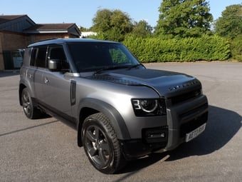Land Rover Defender 110 2023