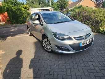 Vauxhall Astra 2013