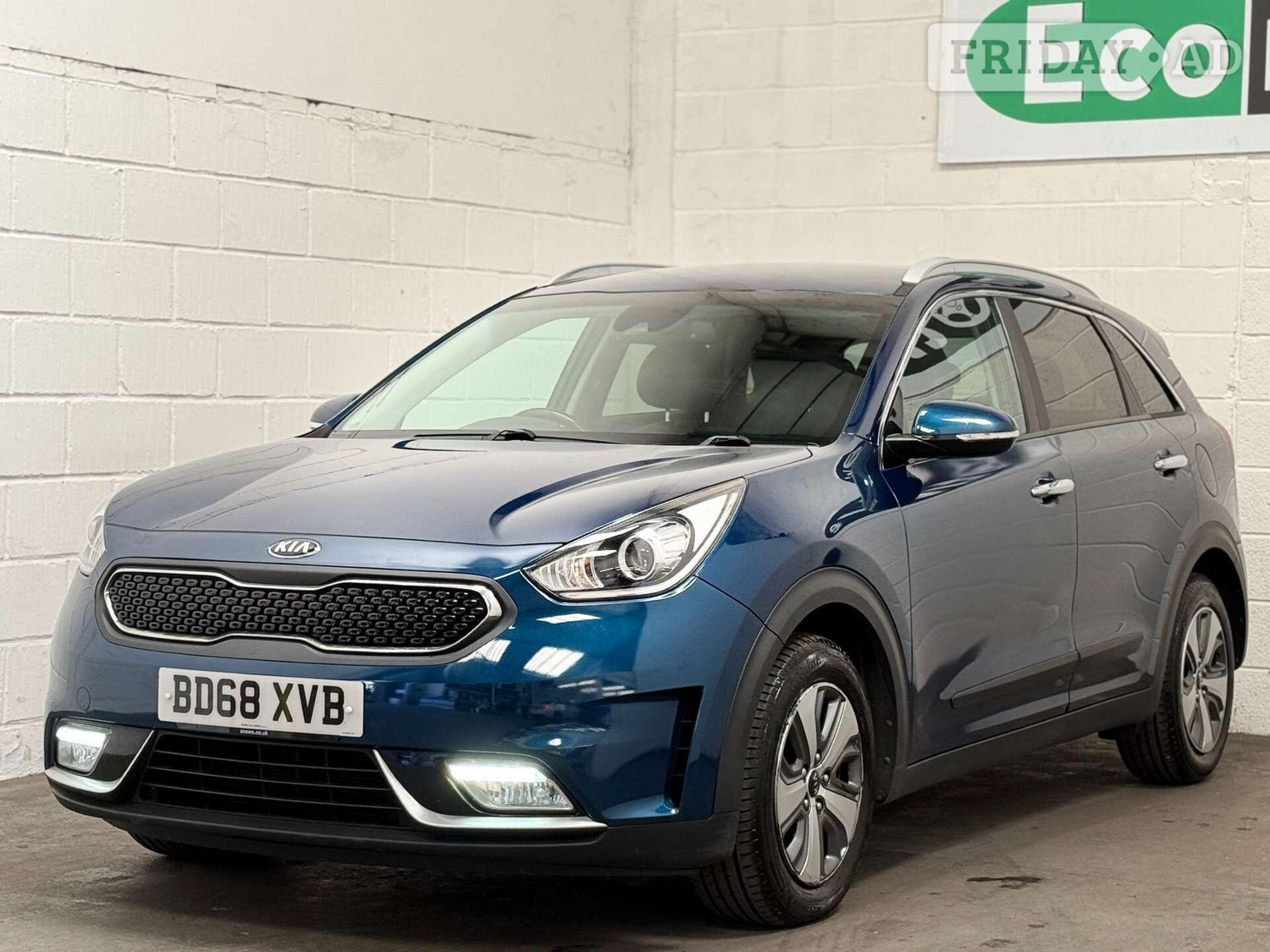 Kia Niro 2018 - Cars in Uxbridge