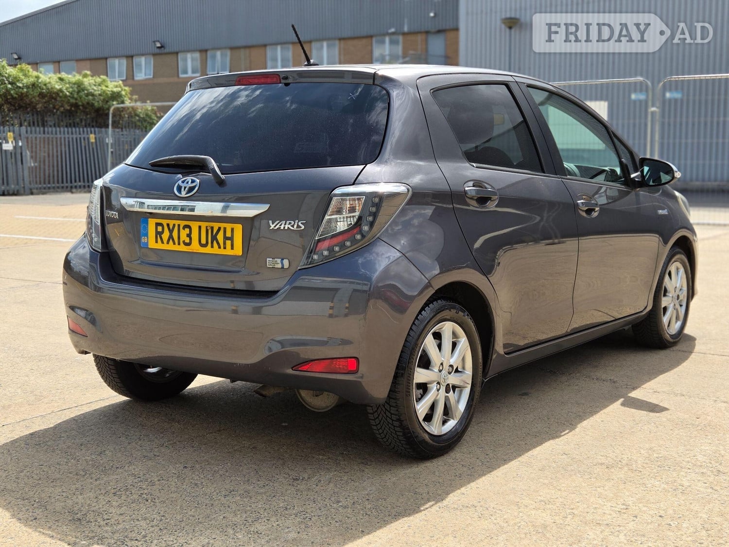 [ berth ]Toyota Yaris