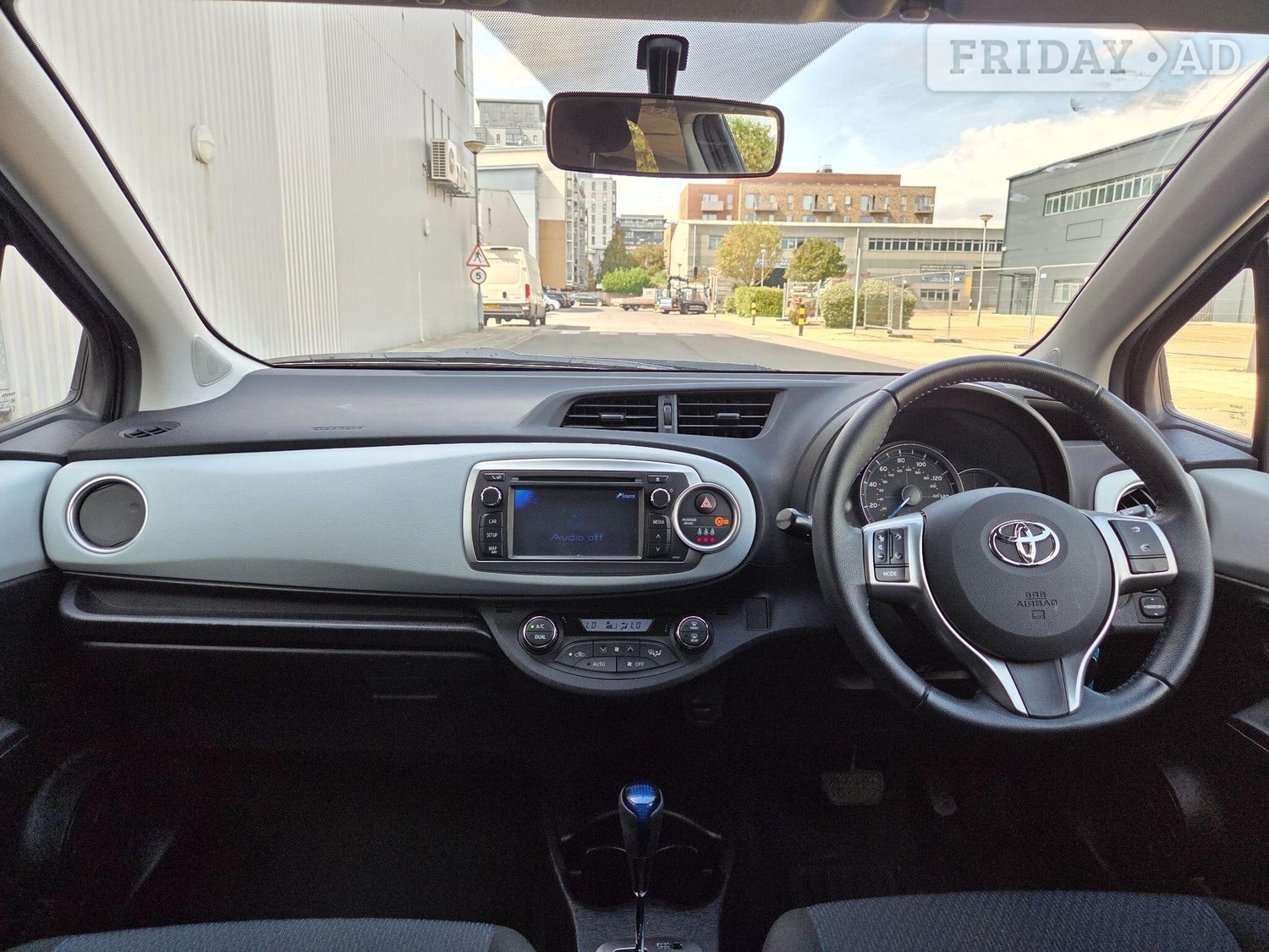 Toyota Yaris 2013 - Cars in Slough