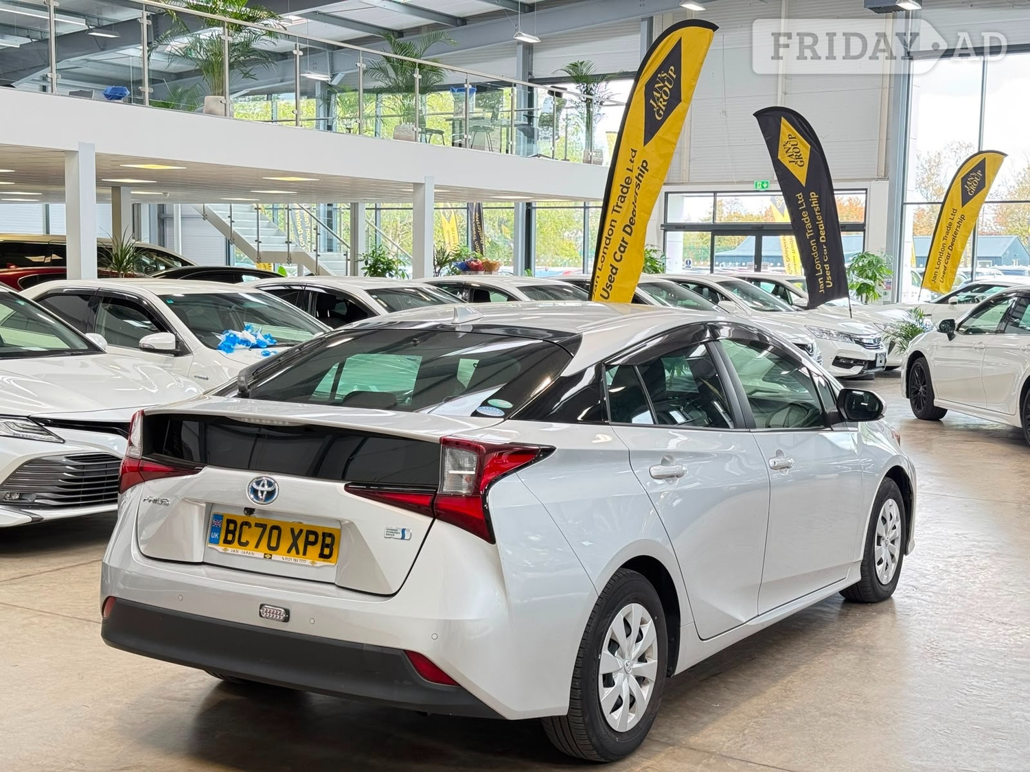 [ berth ]Toyota Prius