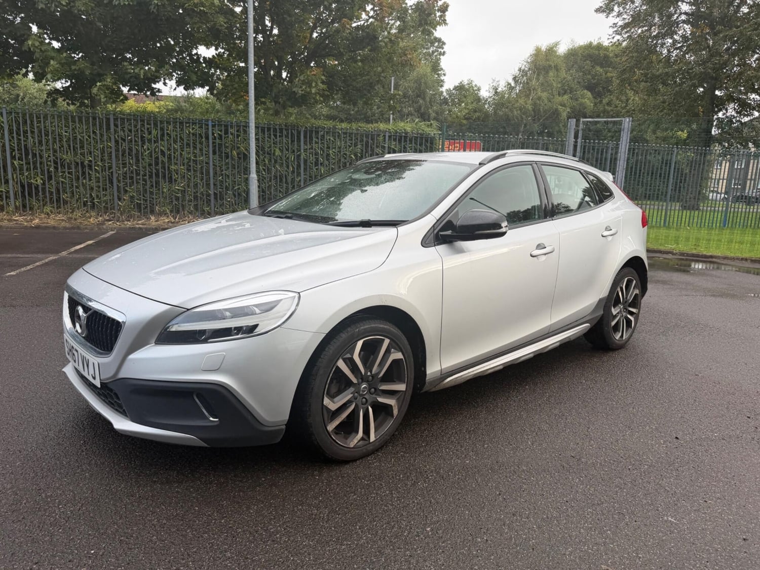 [ berth ]Volvo V40 Cross Country