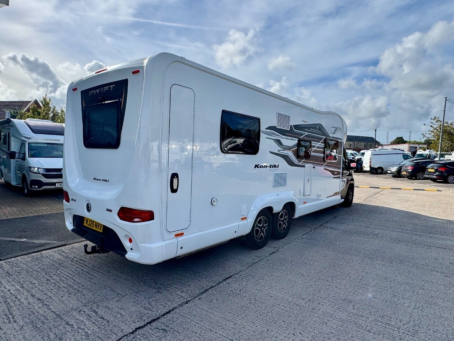 [ berth ]Swift Kon-Tiki 874