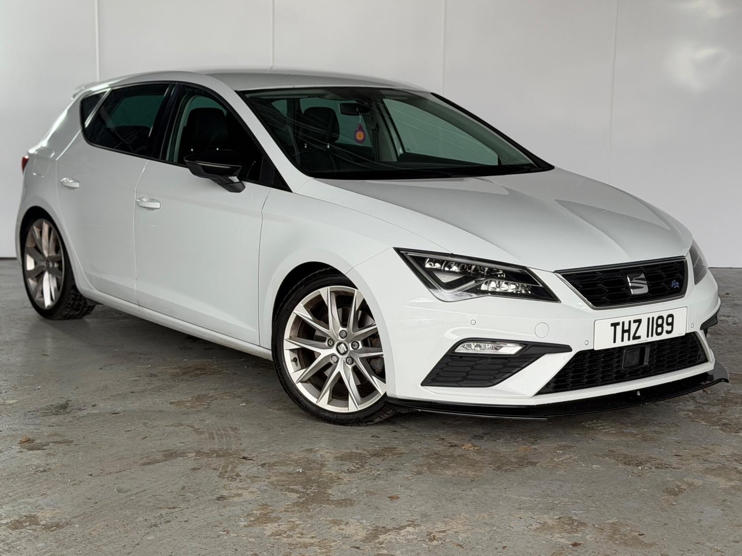 SEAT Leon 2017 - Cars