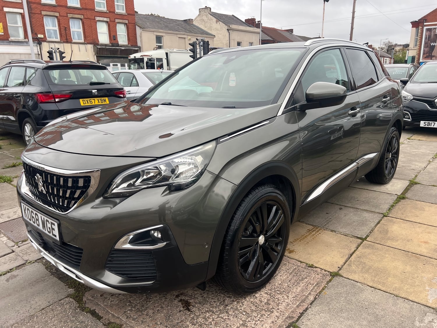 [ berth ]Peugeot 3008
