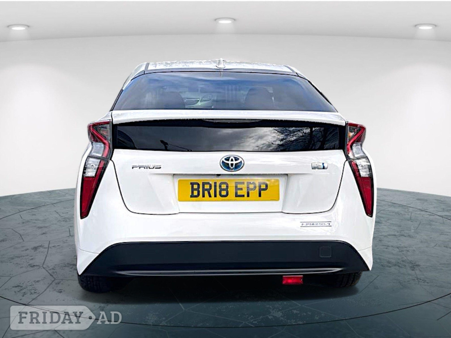 Toyota Prius 2018 - Cars in Walsall