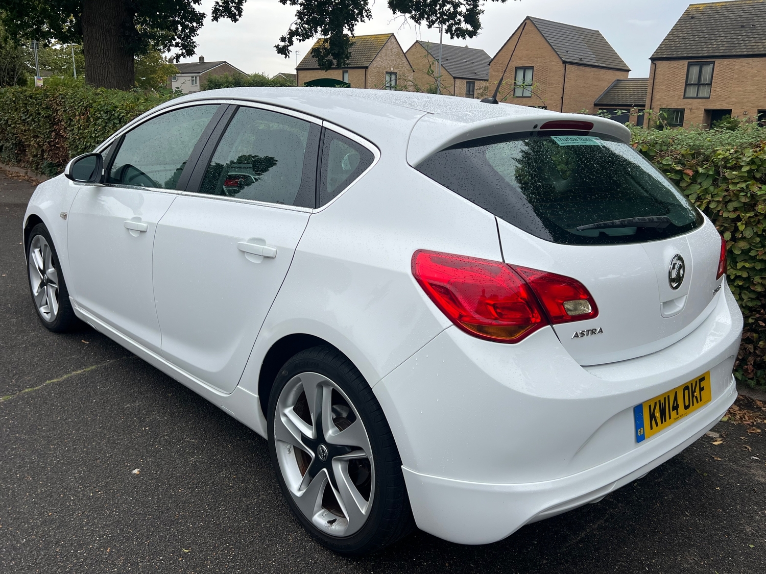 [ berth ]Vauxhall Astra