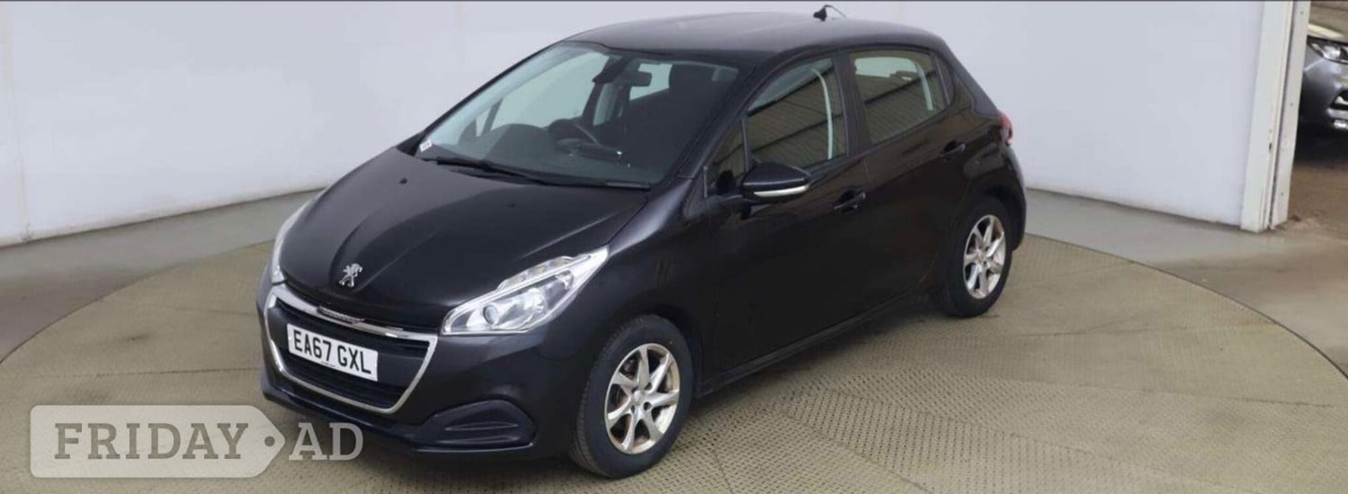 Peugeot 208 2018 in Staines