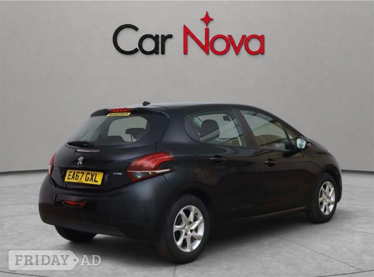[ berth ]Peugeot 208