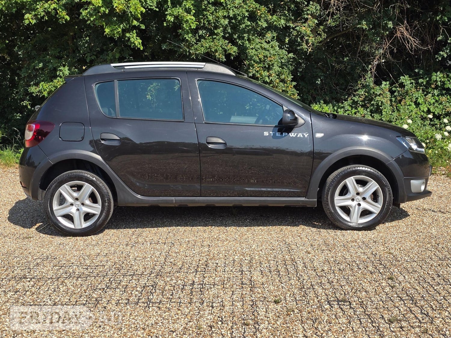 Dacia Sandero Stepway 2016 - Cars