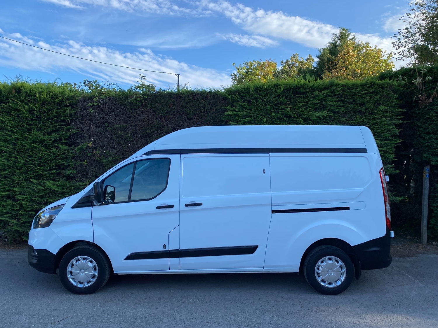 Ford Transit Custom 2020 - Vans & Commercial Vehicles