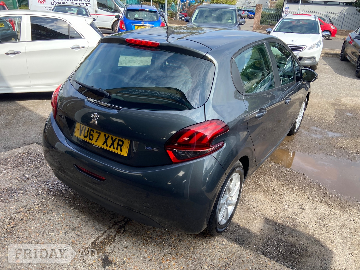 Peugeot 208 2017 - Cars
