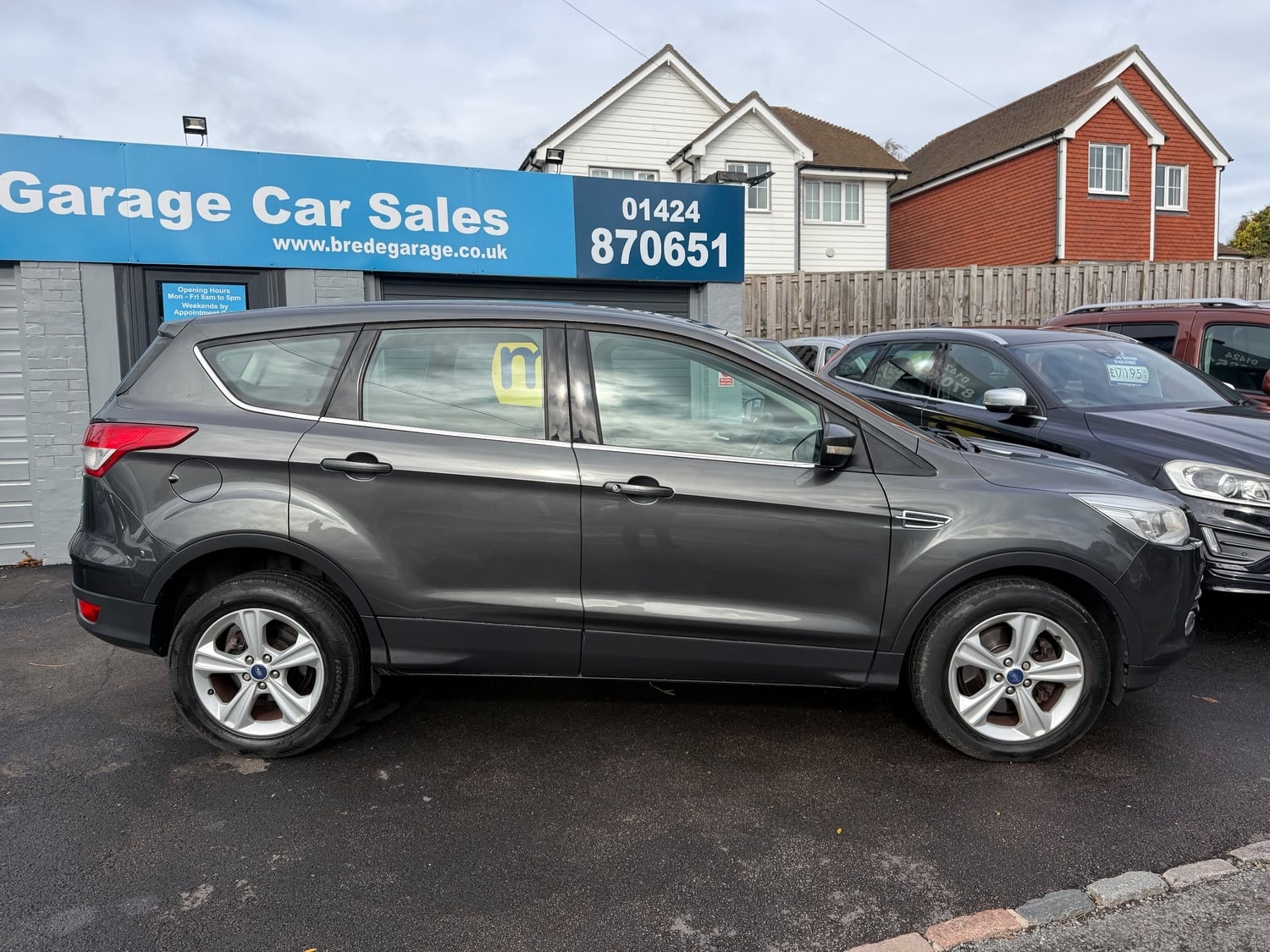 [ berth ]Ford Kuga