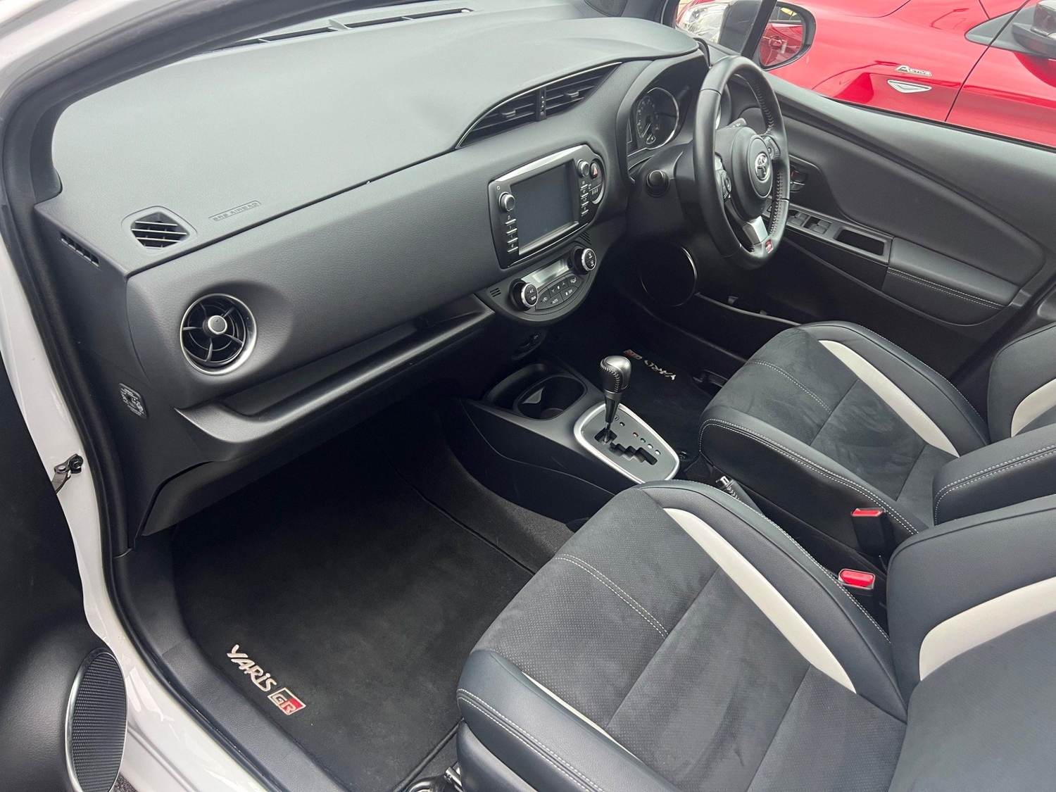 [ berth ]Toyota Yaris
