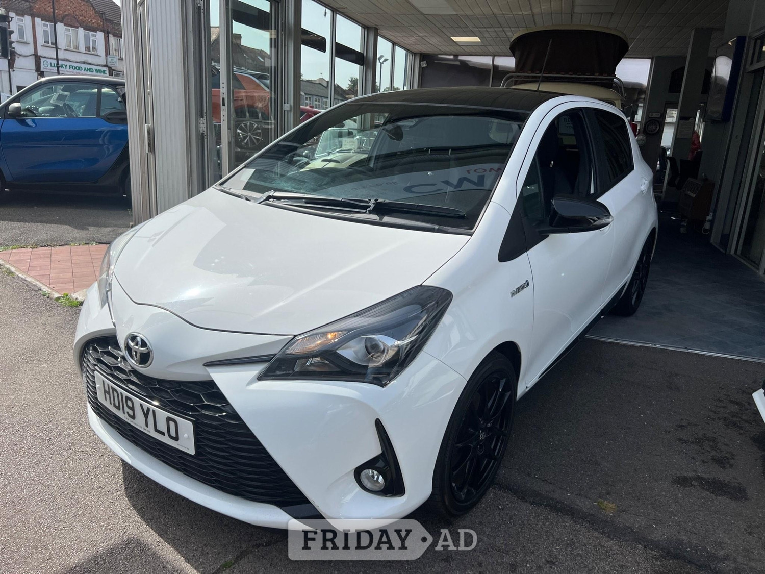Toyota Yaris Sutton