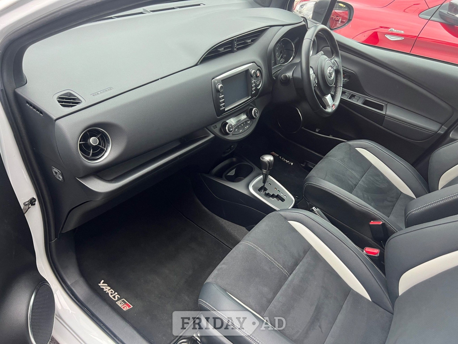 [ berth ]Toyota Yaris