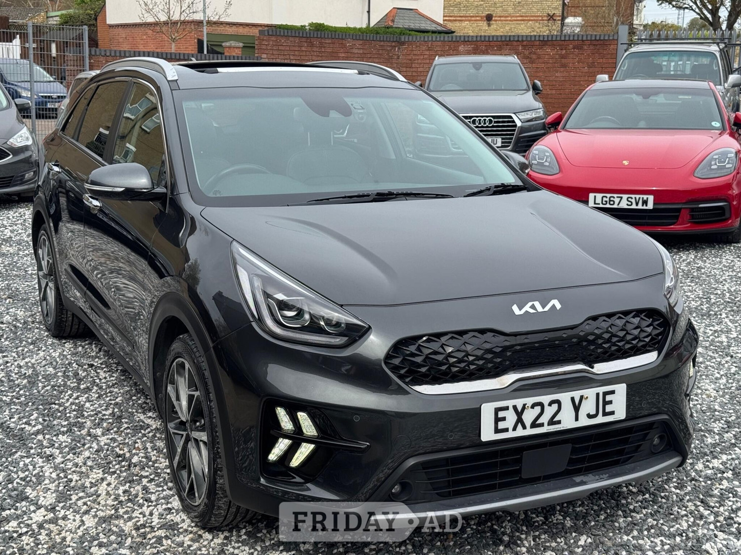 Kia Niro 2022 - Cars