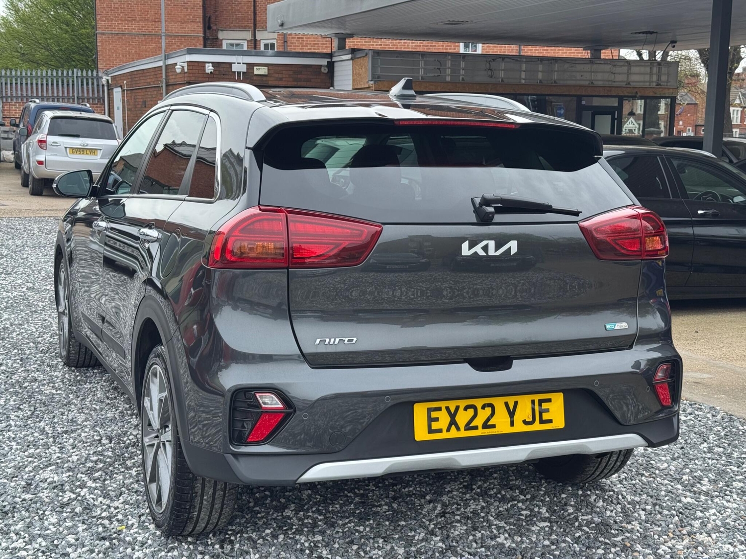 Kia Niro 2022 - Cars in Bedford