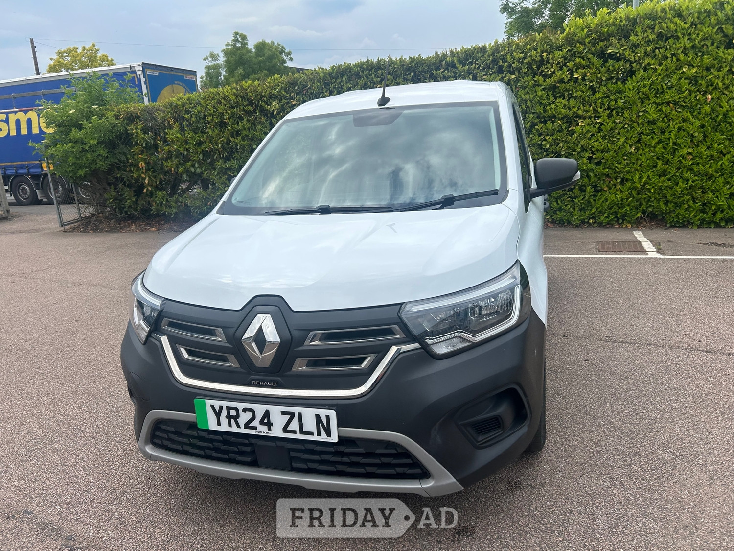[ berth ]Renault Kangoo