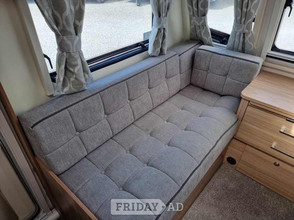 Bailey Phoenix+ 440 2021 - Motorhomes & Caravans in Highbridge