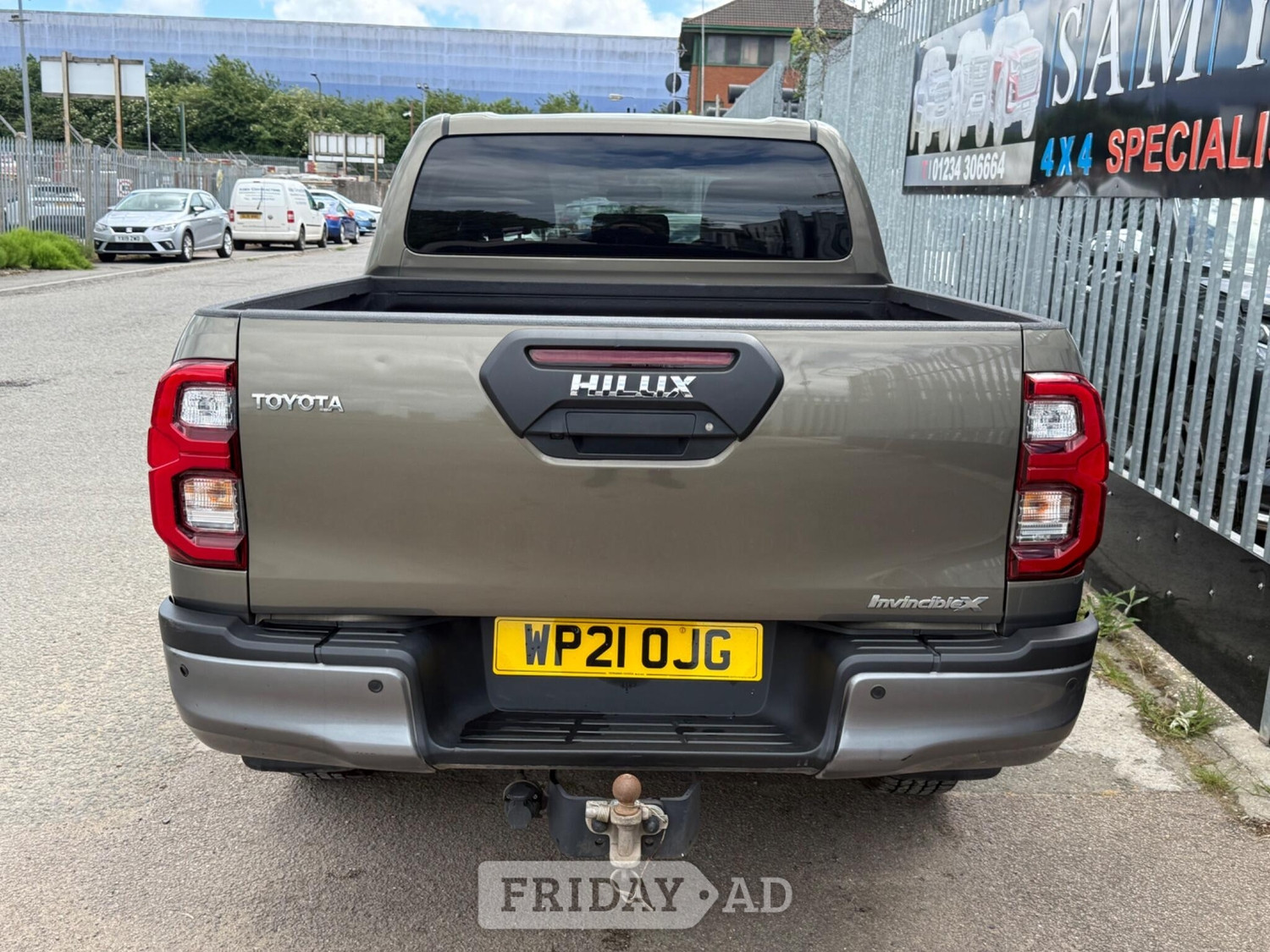 Toyota Hilux 2021 - Vans & Commercial Vehicles