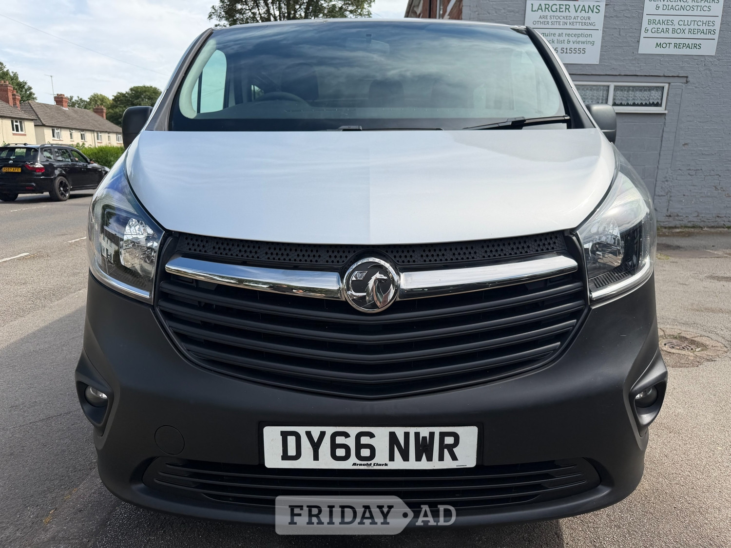[ berth ]Vauxhall Vivaro