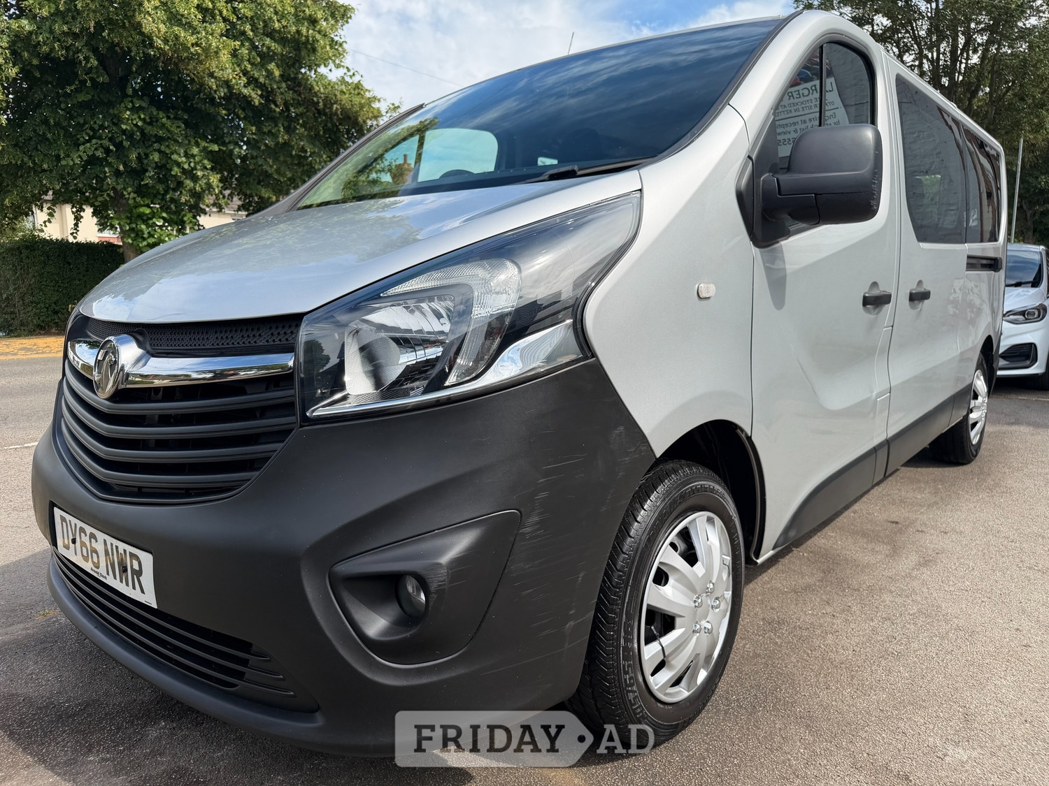Vauxhall Vivaro 2016 - Vans & Commercial Vehicles in Kettering