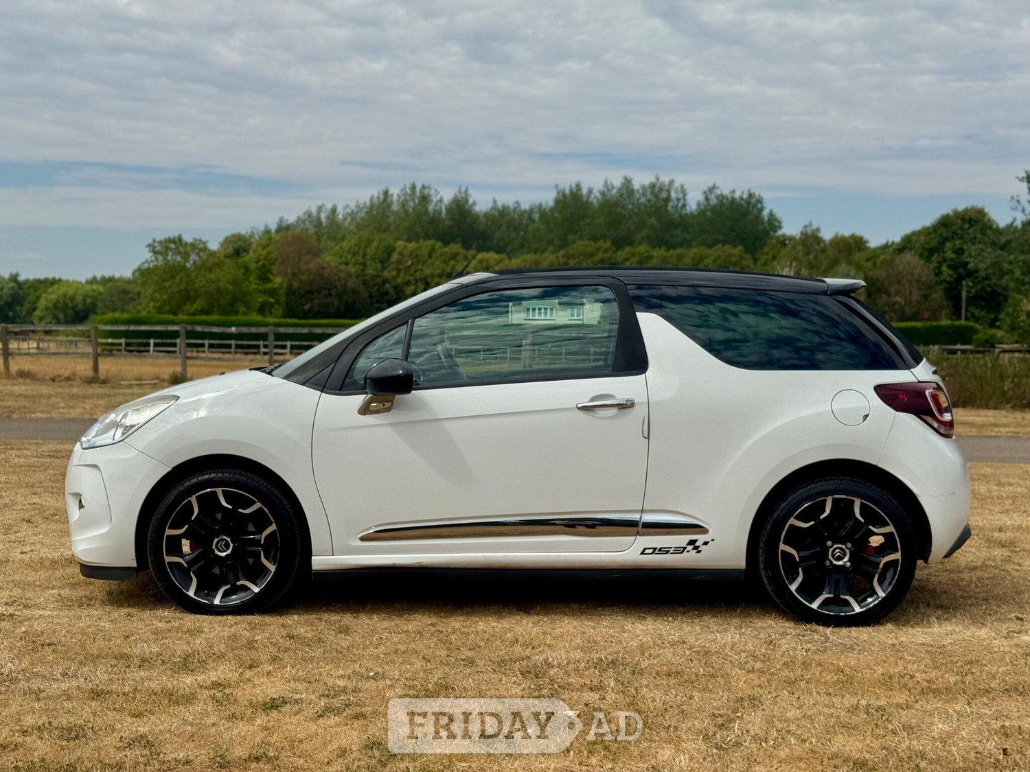 [ berth ]Citroen DS3 Cabrio