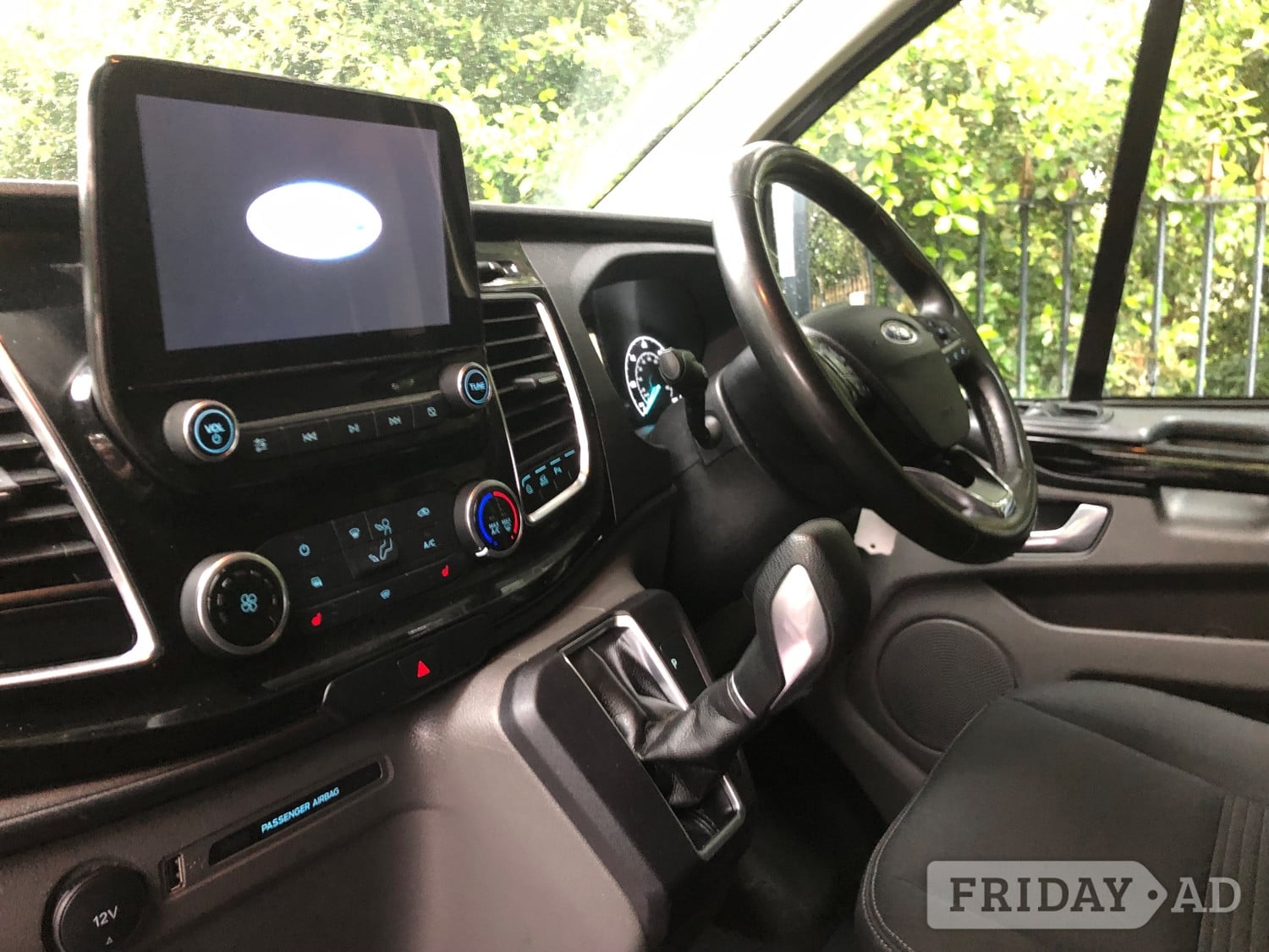 Ford Transit Custom 2022 - Cars