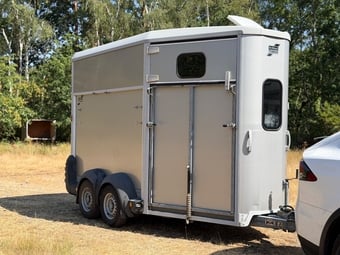 Ifor Williams HB511  Horse Trailer