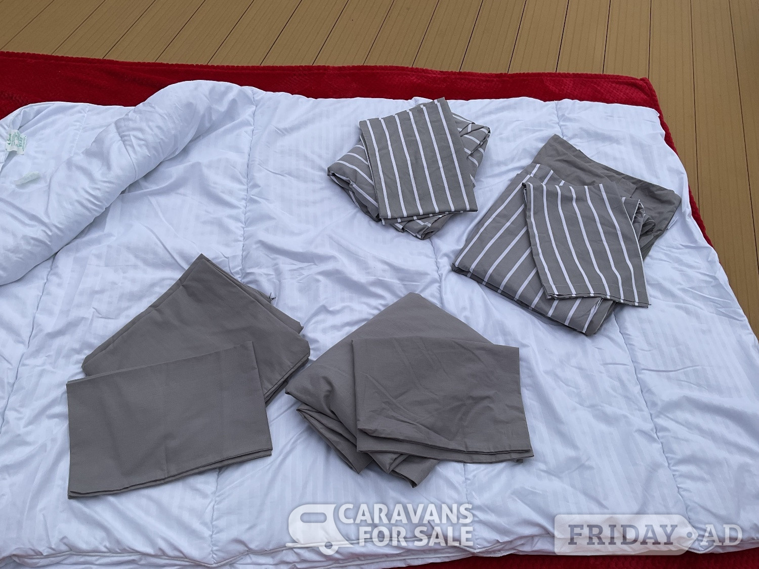 2 x DUVALAY SLEEPING BAG BUNDLES WITH SUMMER &amp;WINTER QUILTS -  in Bedford